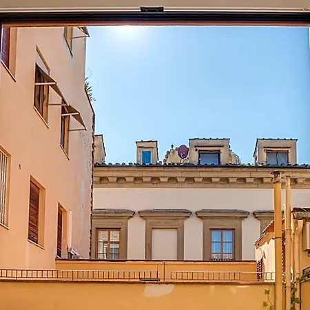 Guicciardini 24 Pensionat 3*